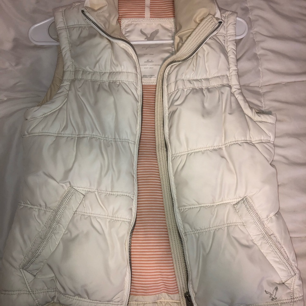 american eagle vest